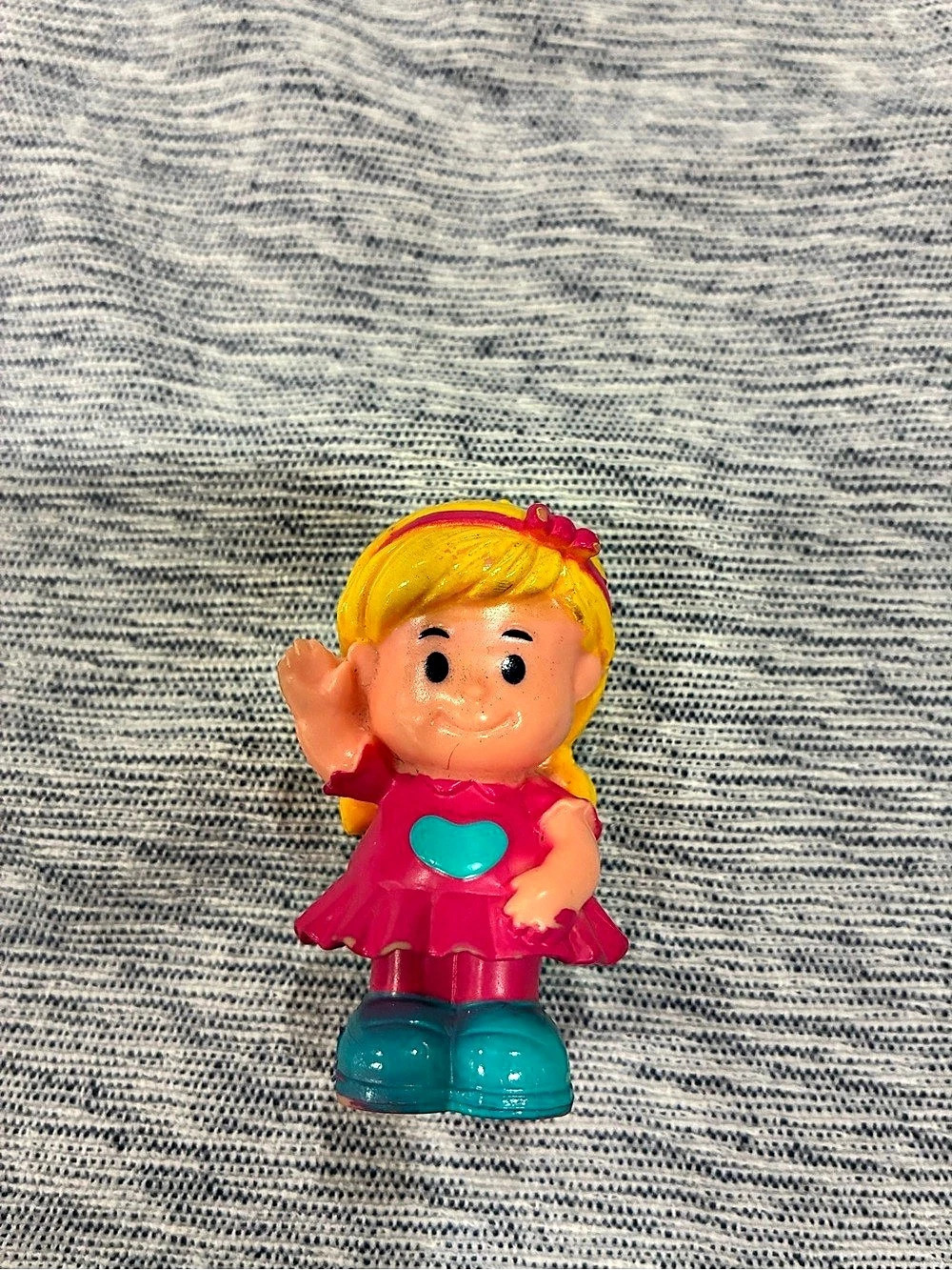 Fisher-Price Little People Big Helpers Blonde Girl Pink Dress Figure